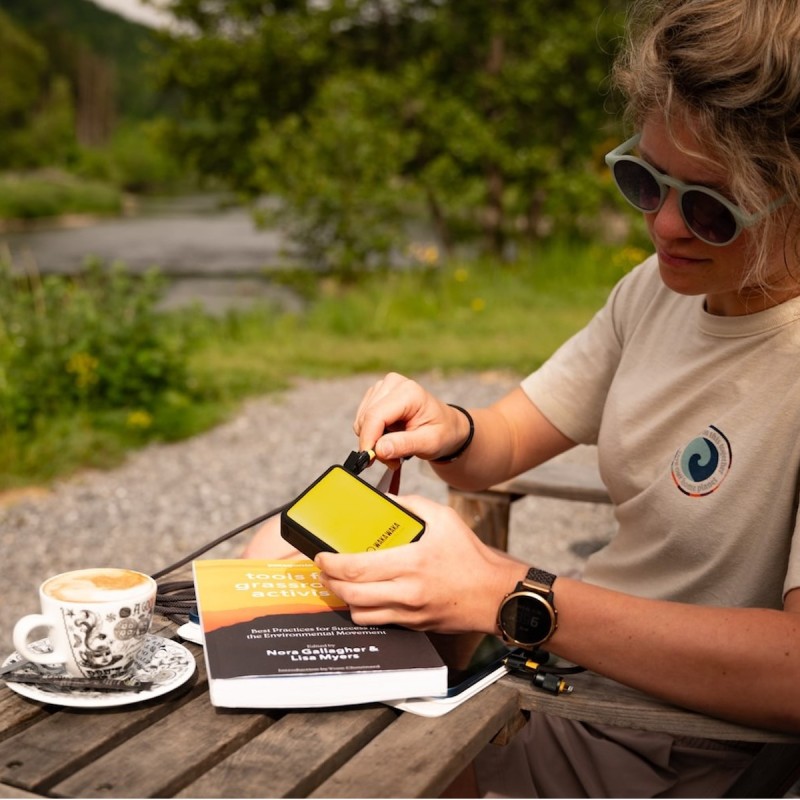 WakaWaka Power 20