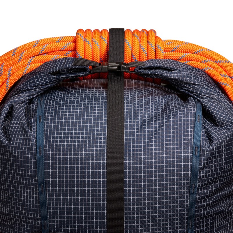 W Trion 38 - Marine black