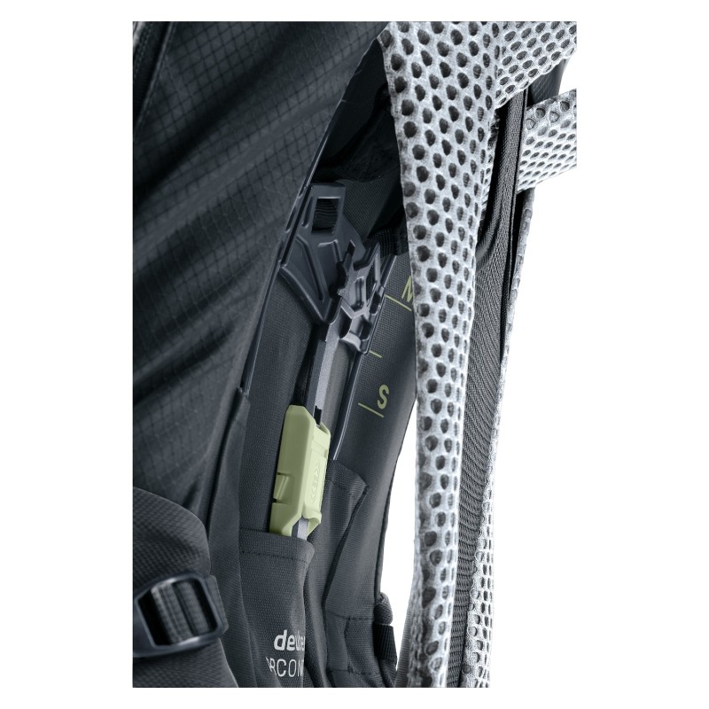 Futura Pro 40 - Black