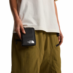 BC Voyager Wallet - TNF Black/TNF White