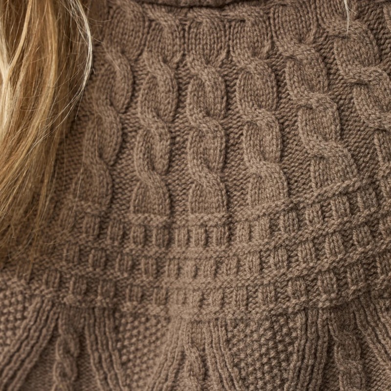 W Ovik Solid Jacquard Knit - Suede Brown